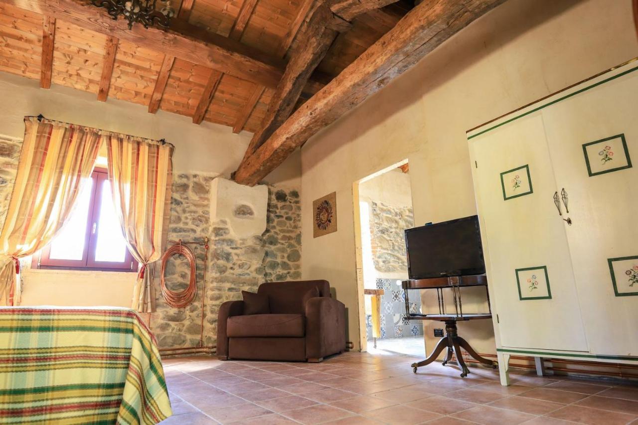 Agriturismo La Cascina Dei Chicchi Bagnone エクステリア 写真