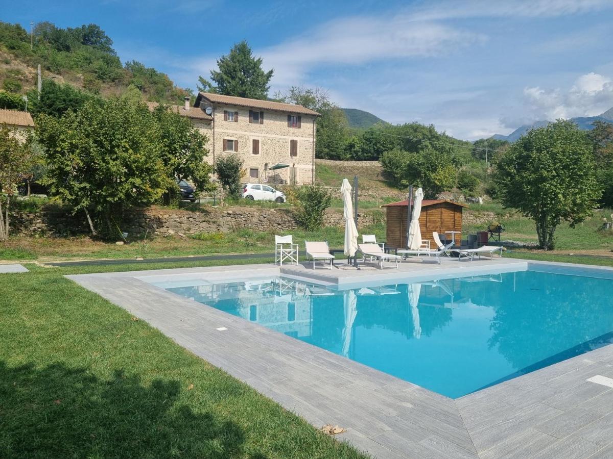 Agriturismo La Cascina Dei Chicchi Bagnone エクステリア 写真